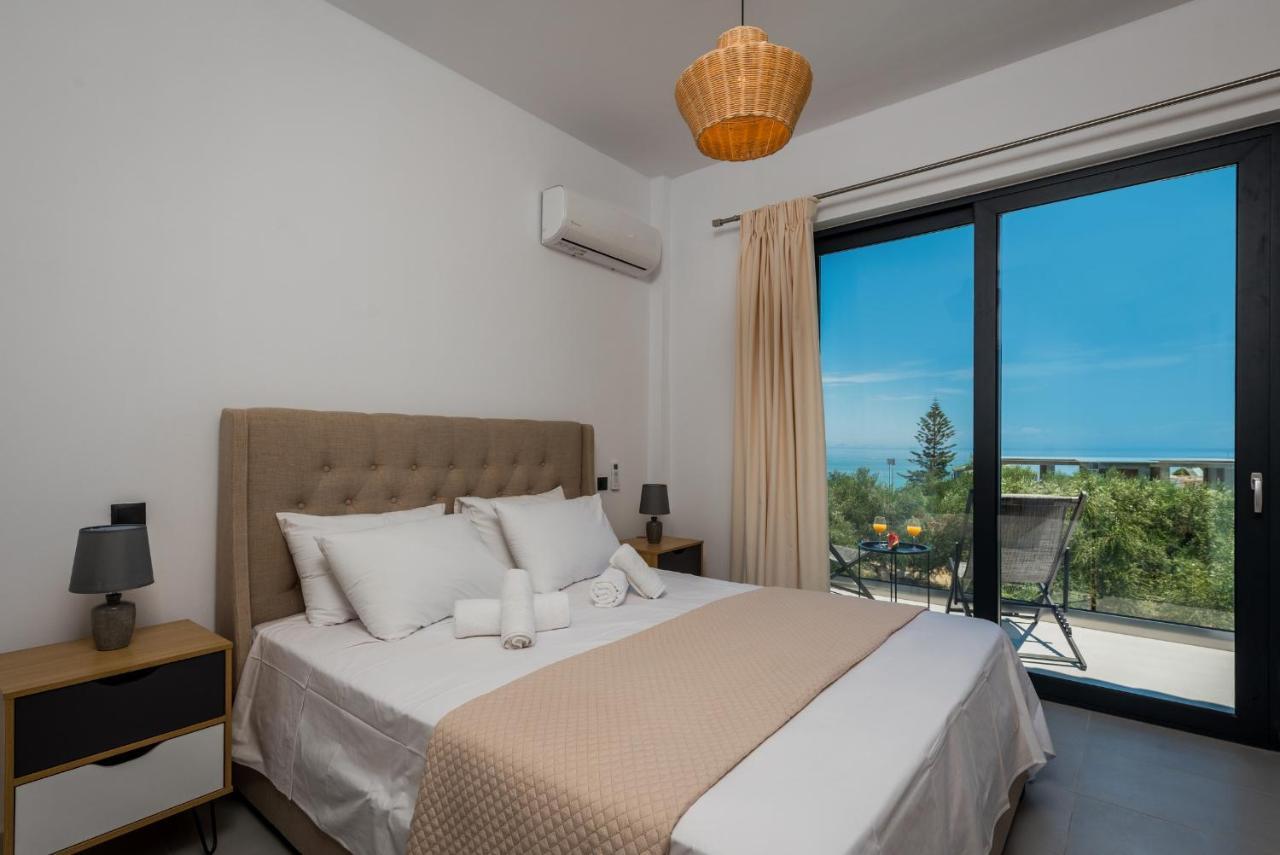 Queen Of Zakynthos Luxury Villas アモウディ エクステリア 写真