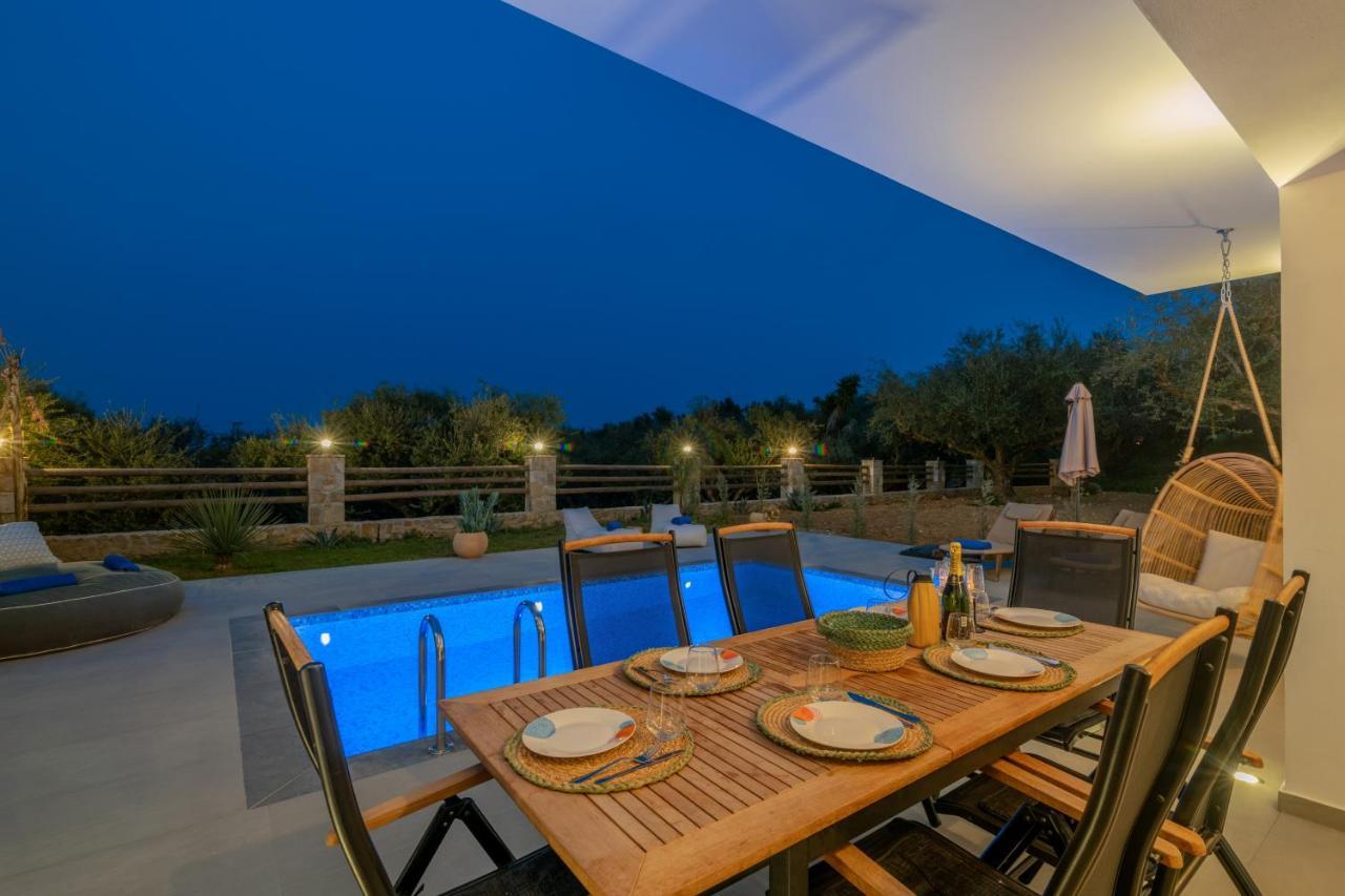 Queen Of Zakynthos Luxury Villas アモウディ エクステリア 写真